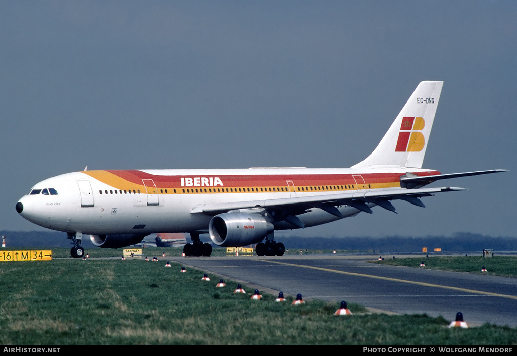 Aircraft Photo of EC-DNQ | Airbus A300B4-120 | Iberia | AirHistory.net #521320