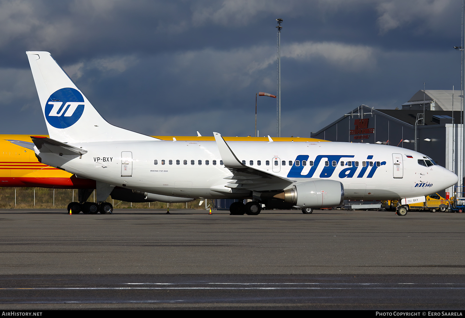 Aircraft Photo of VP-BXY | Boeing 737-524 | UTair | AirHistory.net #521508