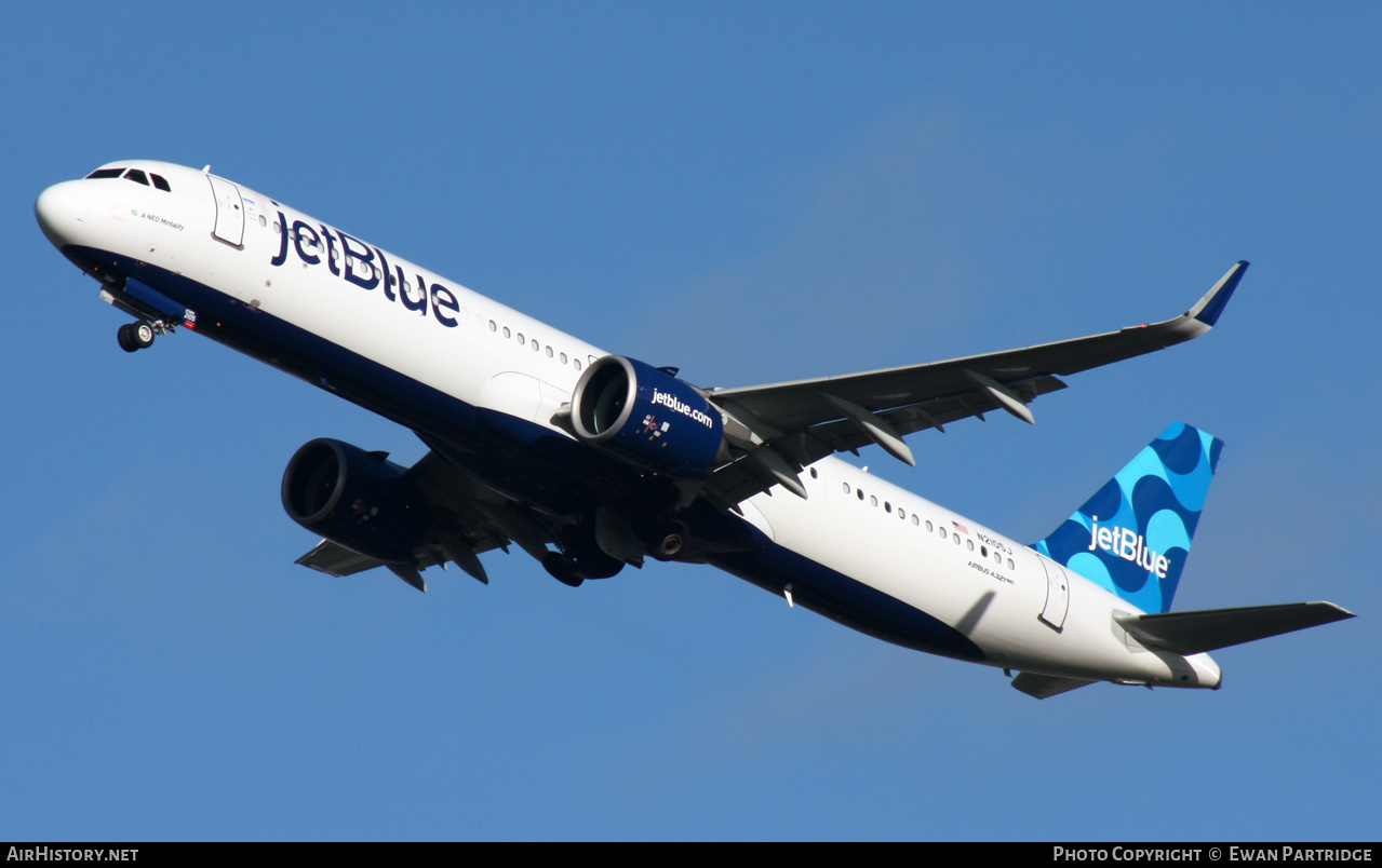 Aircraft Photo of N2105J | Airbus A321-271NX | JetBlue Airways | AirHistory.net #521598