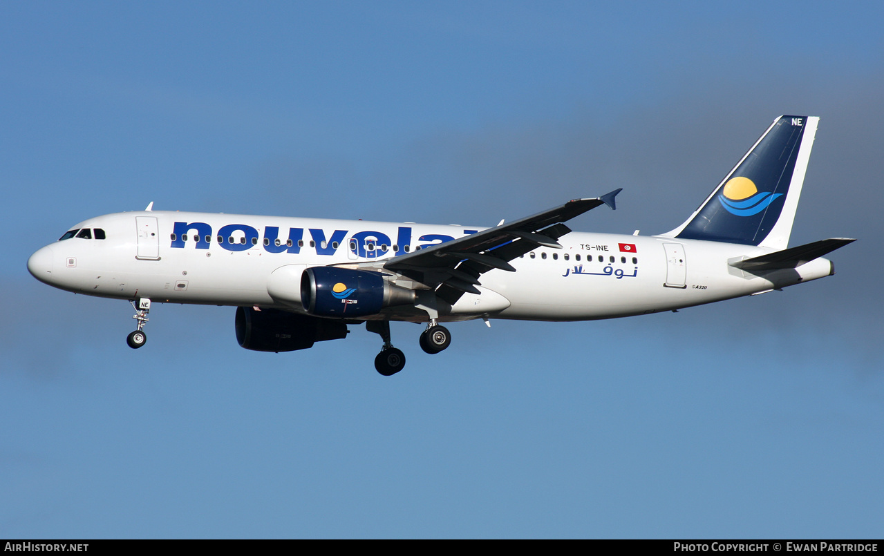 Aircraft Photo of TS-INE | Airbus A320-214 | Nouvelair Tunisie | AirHistory.net #521604