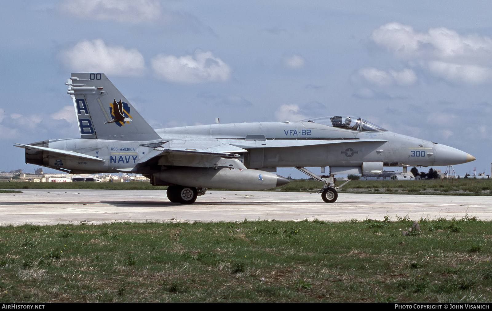 Aircraft Photo of 163506 | McDonnell Douglas F/A-18C Hornet | USA - Navy | AirHistory.net #521669