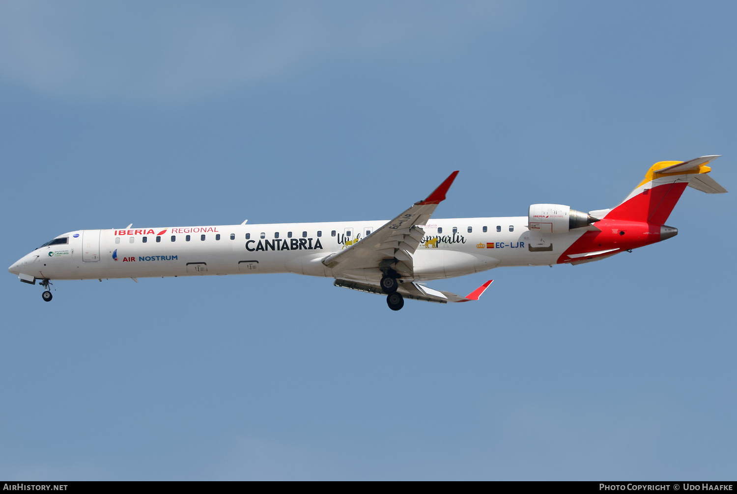 Aircraft Photo of EC-LJR | Bombardier CRJ-1000ER NG (CL-600-2E25) | Iberia Regional | AirHistory.net #521685