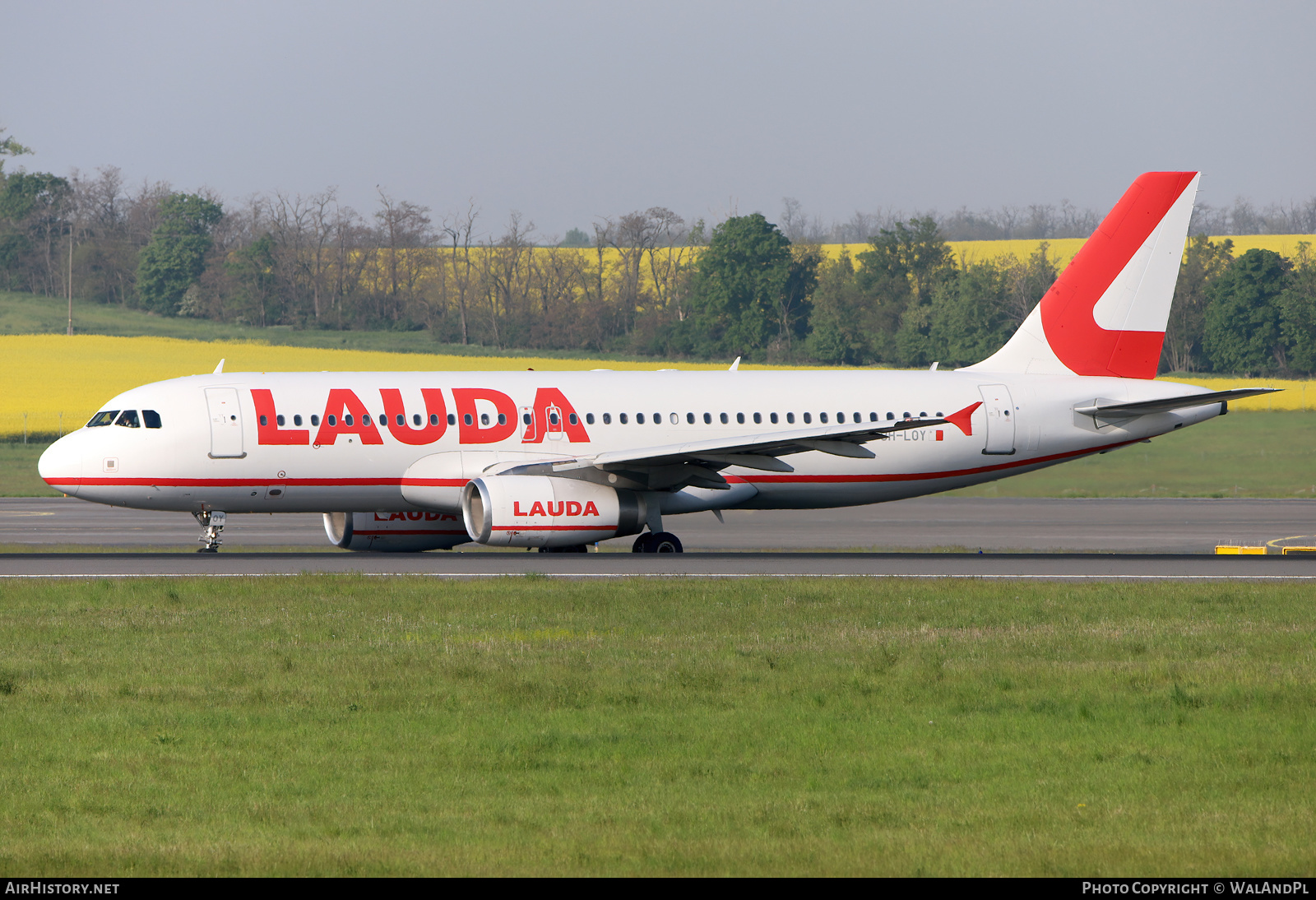 Aircraft Photo of 9H-LOY | Airbus A320-232 | Lauda | AirHistory.net #521737