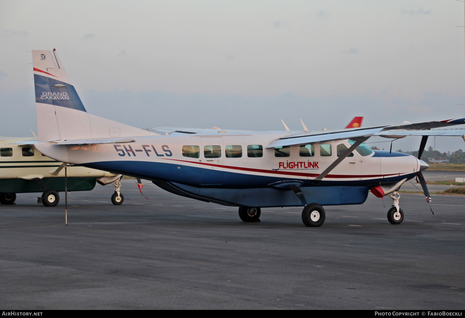 Aircraft Photo of 5H-FLS | Cessna 208B Grand Caravan | Flightlink | AirHistory.net #521754