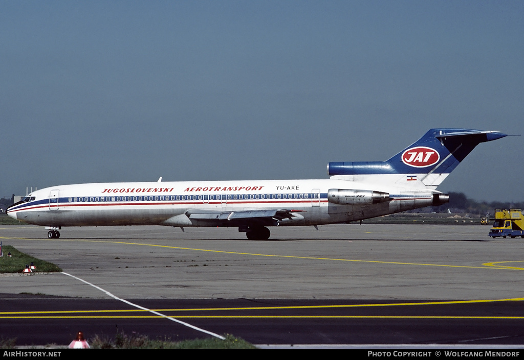 Aircraft Photo of YU-AKE | Boeing 727-2H9/Adv | JAT Yugoslav Airlines - Jugoslovenski Aerotransport | AirHistory.net #521758