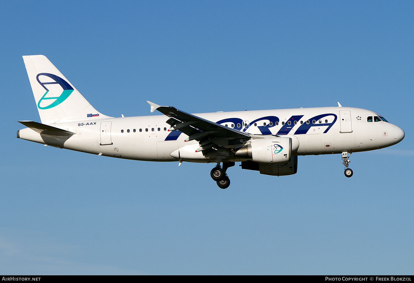 Aircraft Photo of S5-AAX | Airbus A319-111 | Adria Airways | AirHistory.net #521844