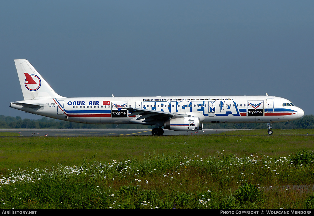 Aircraft Photo of TC-OAK | Airbus A321-231 | Onur Air | AirHistory.net #521952