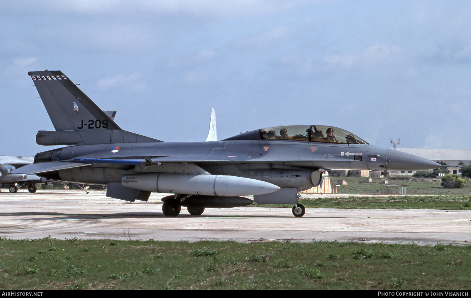 Aircraft Photo of J-209 | General Dynamics F-16B Fighting Falcon | Netherlands - Air Force | AirHistory.net #521992