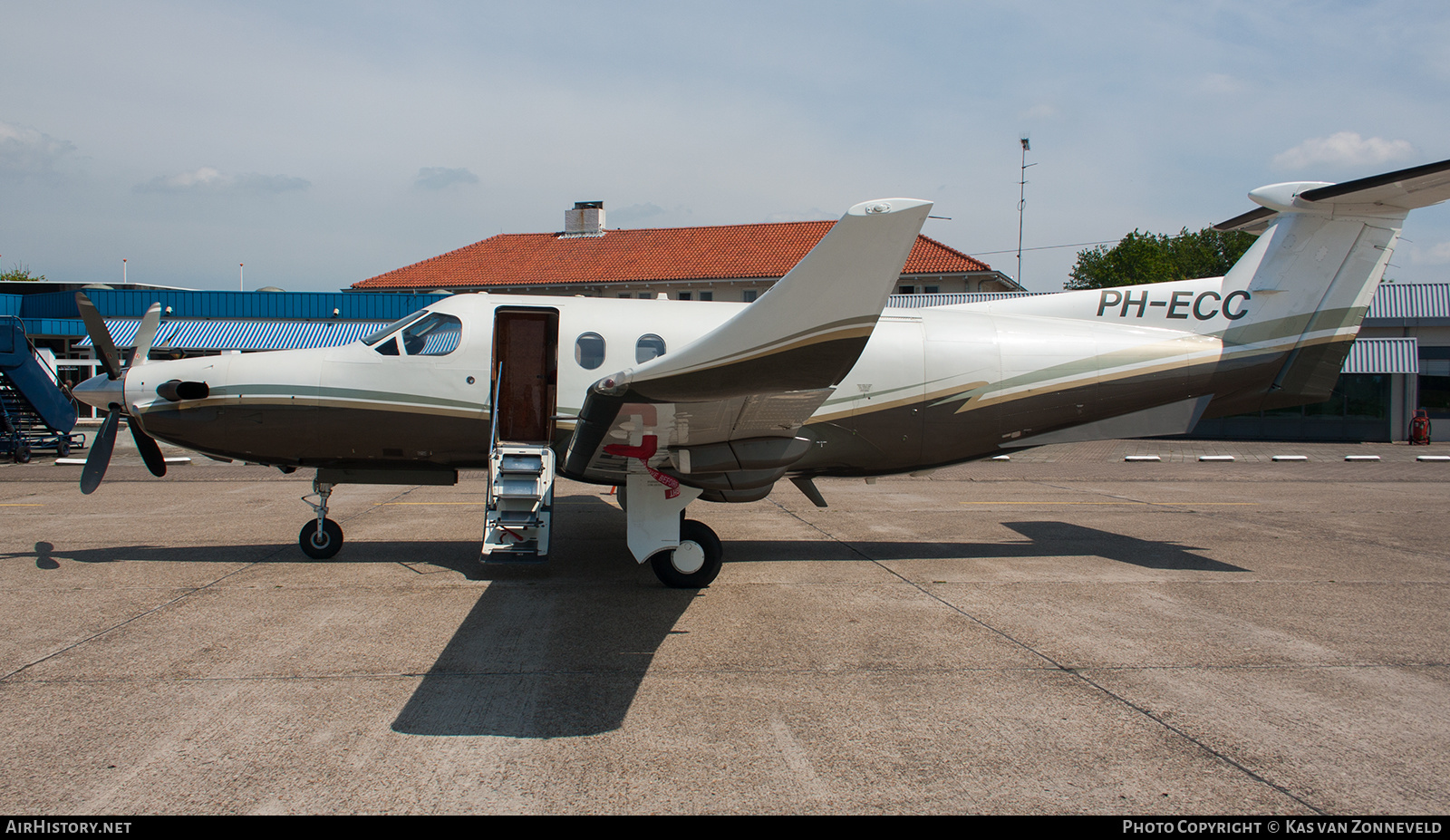 Aircraft Photo of PH-ECC | Pilatus PC-12/45 | AirHistory.net #522005