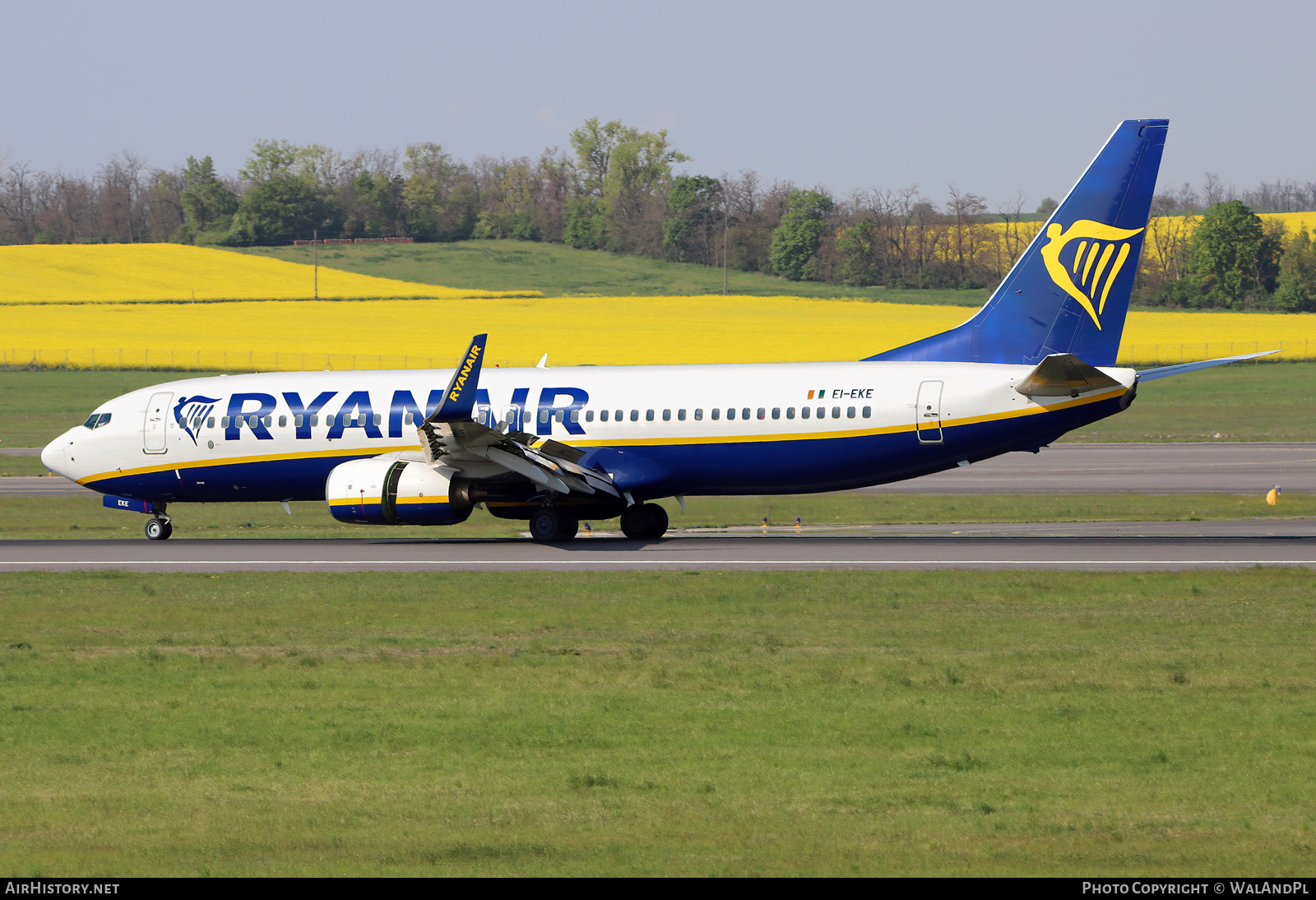 Aircraft Photo of EI-EKE | Boeing 737-8AS | Ryanair | AirHistory.net #522007