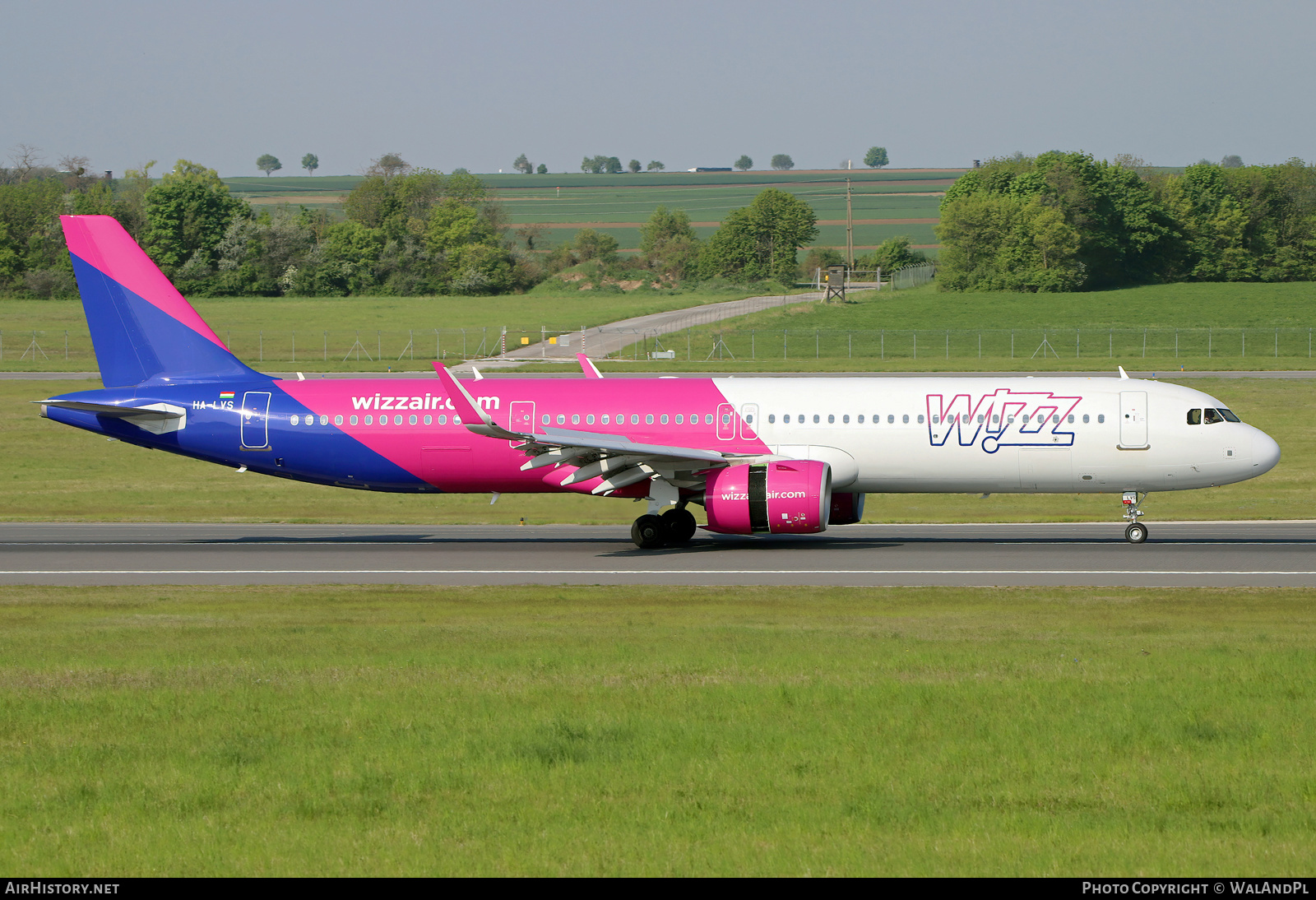 Aircraft Photo of HA-LVS | Airbus A321-271NX | Wizz Air | AirHistory.net #522025