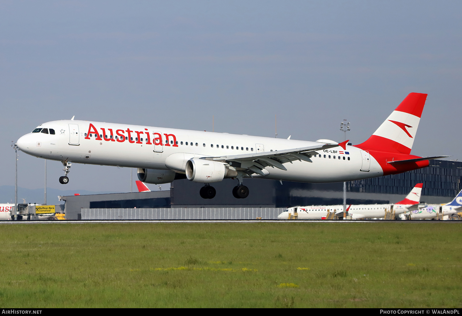 Aircraft Photo of OE-LBF | Airbus A321-211 | Austrian Airlines | AirHistory.net #522047