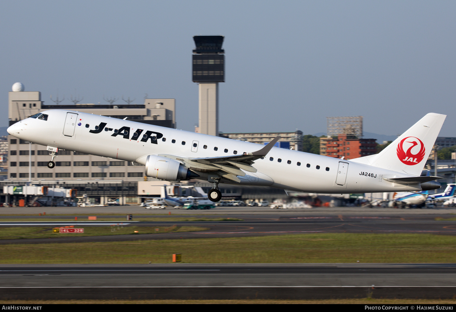 Aircraft Photo of JA246J | Embraer 190STD (ERJ-190-100STD) | J-Air | AirHistory.net #522062