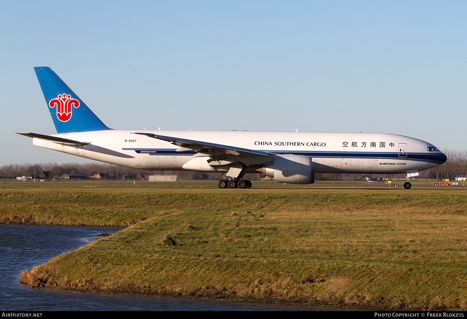 Aircraft Photo of B-2027 | Boeing 777-F1B | China Southern Airlines Cargo | AirHistory.net #522131