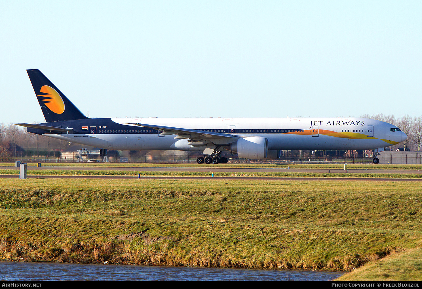 Aircraft Photo of VT-JEW | Boeing 777-35R/ER | Jet Airways | AirHistory.net #522187