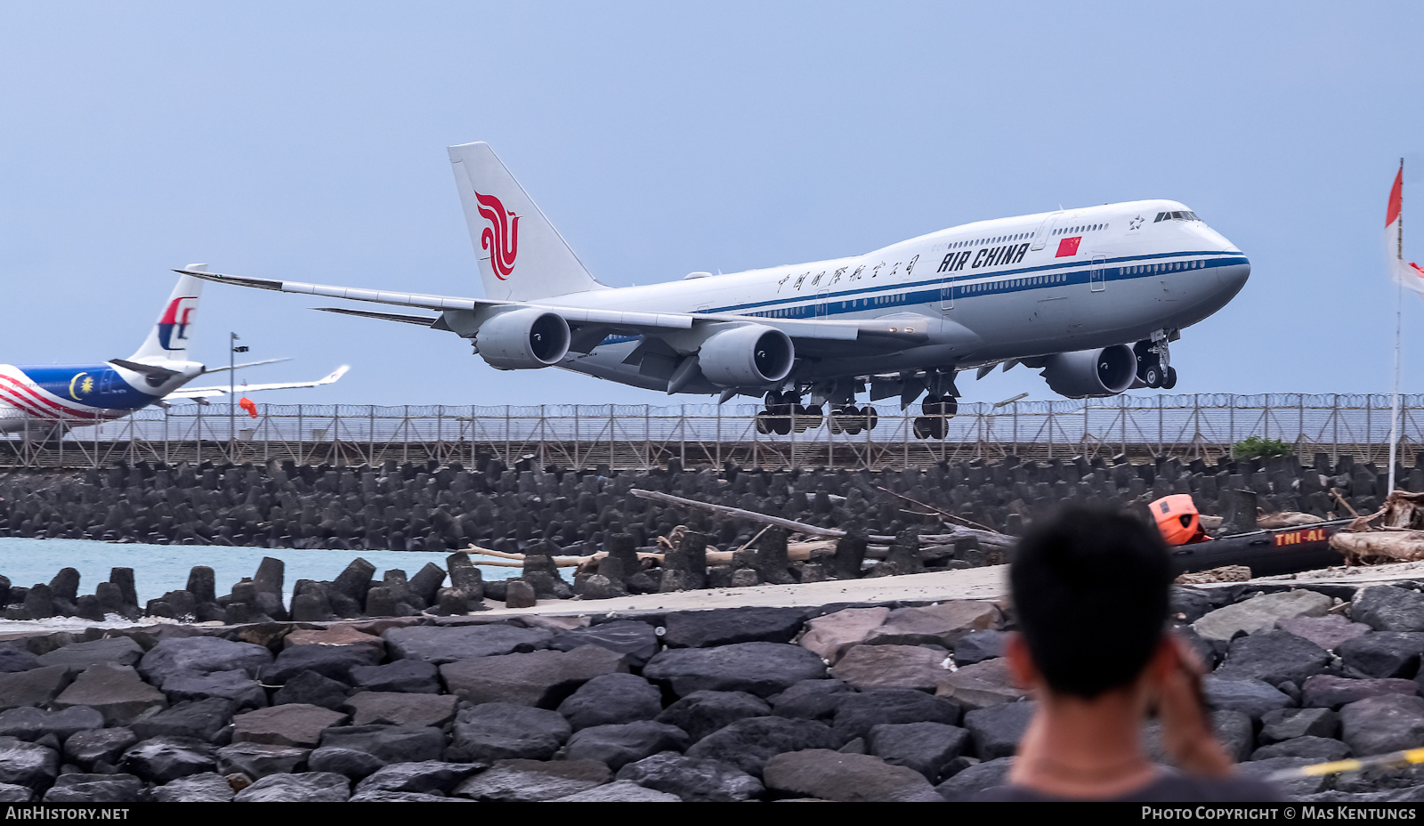 Aircraft Photo of B-2482 | Boeing 747-89L | Air China | AirHistory.net #522298