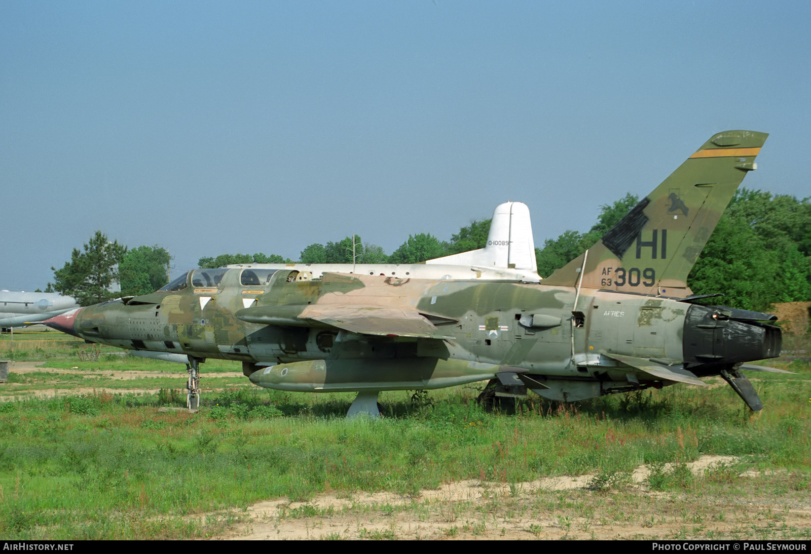 Aircraft Photo of 63-8309 / AF63-309 | Republic F-105F Thunderchief | USA - Air Force | AirHistory.net #522389
