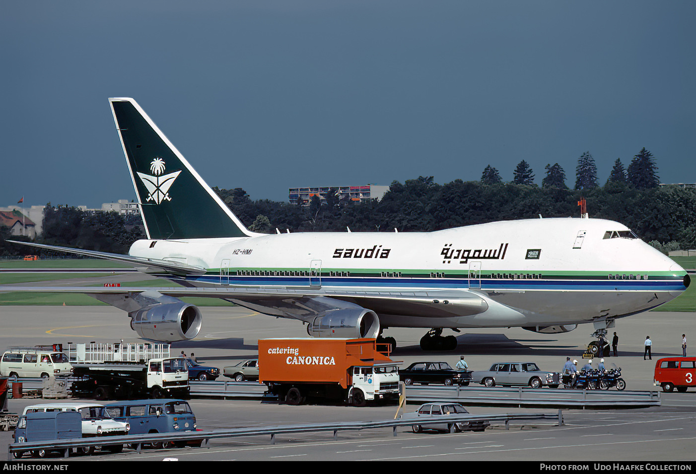 Aircraft Photo of HZ-HM1 | Boeing 747SP-68 | Saudi Arabian Royal Flight | Saudia - Saudi Arabian Airlines | AirHistory.net #522436
