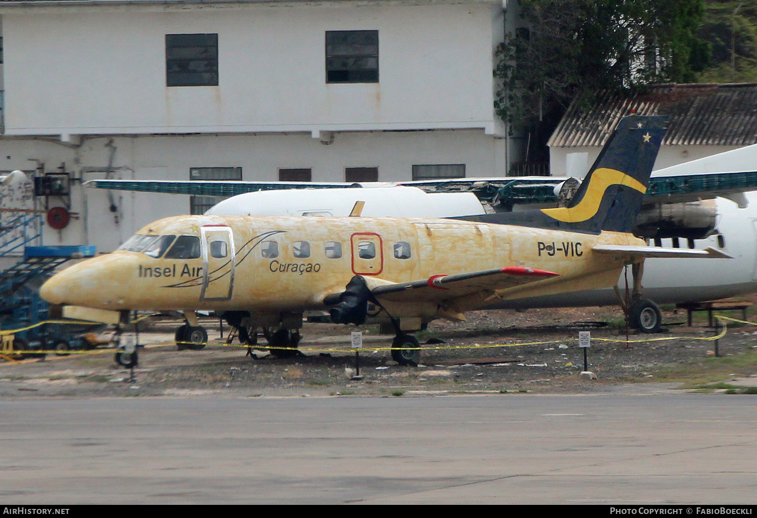 Aircraft Photo of PJ-VIC | Embraer EMB-110P1 Bandeirante | Insel Air | AirHistory.net #522462