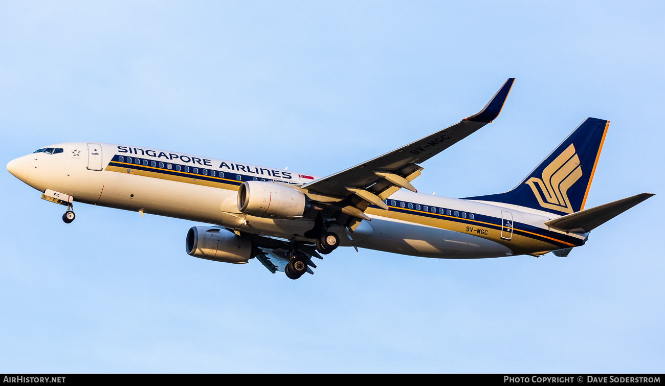 Aircraft Photo of 9V-MGC | Boeing 737-8SA | Singapore Airlines | AirHistory.net #522522