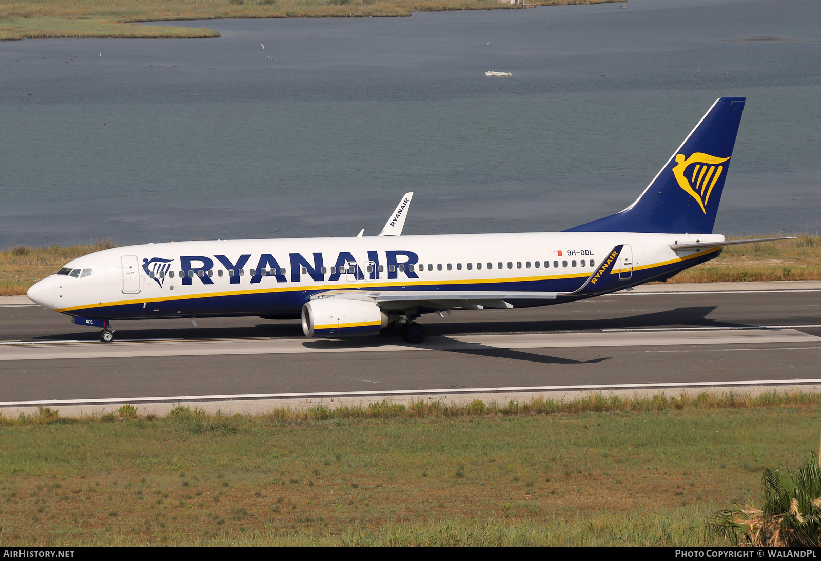 Aircraft Photo of 9H-QDL | Boeing 737-800 | Ryanair | AirHistory.net #522603