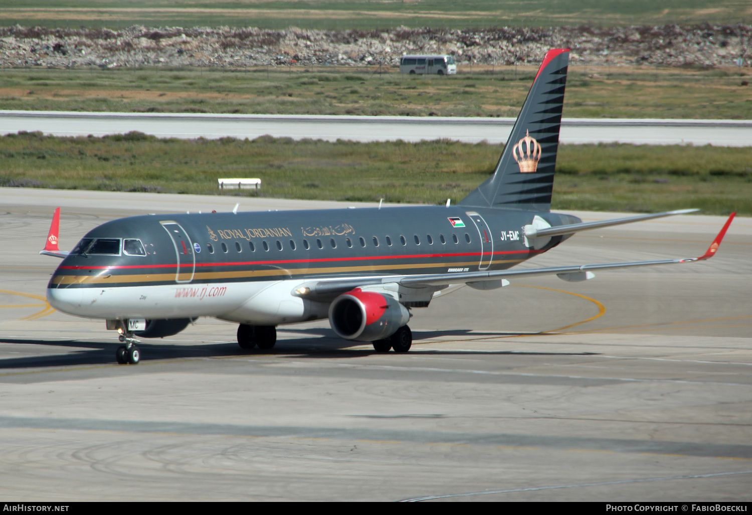 Aircraft Photo of JY-EMC | Embraer 175LR (ERJ-170-200LR) | Royal Jordanian Airlines | AirHistory.net #522618