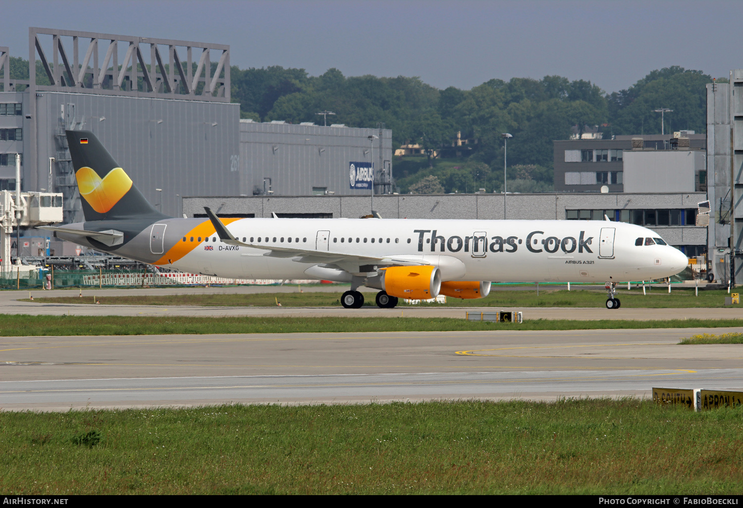 Aircraft Photo of D-AVXG / G-TCDG | Airbus A321-211 | Thomas Cook Airlines | AirHistory.net #522708