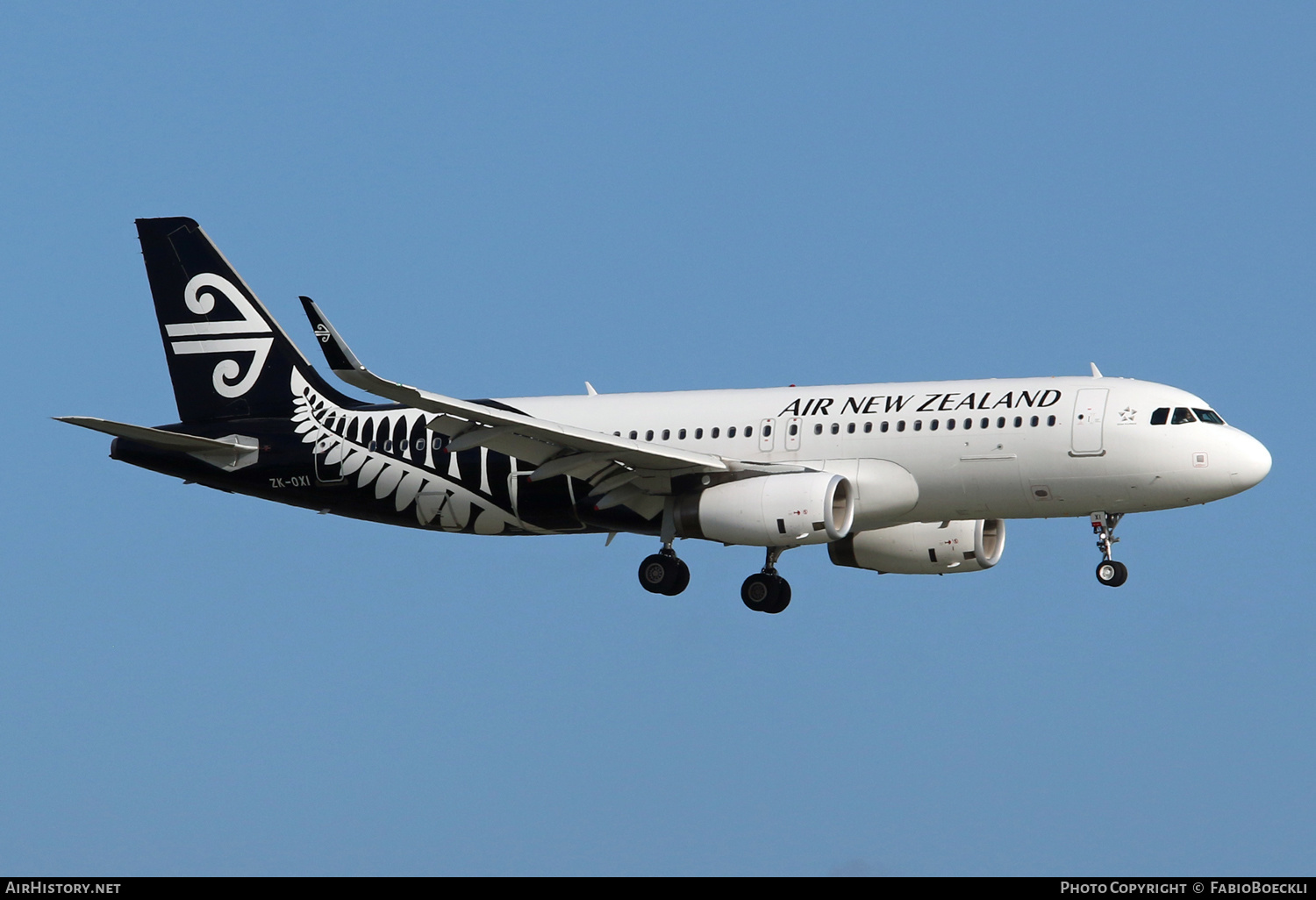 Aircraft Photo of ZK-OXI | Airbus A320-232 | Air New Zealand | AirHistory.net #522710