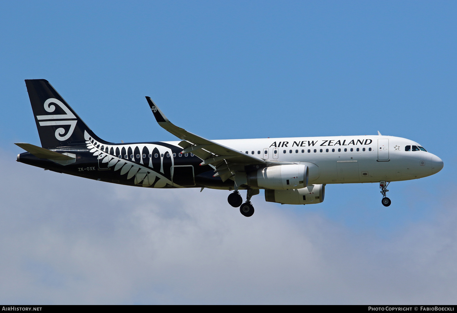 Aircraft Photo of ZK-OXK | Airbus A320-232 | Air New Zealand | AirHistory.net #522735