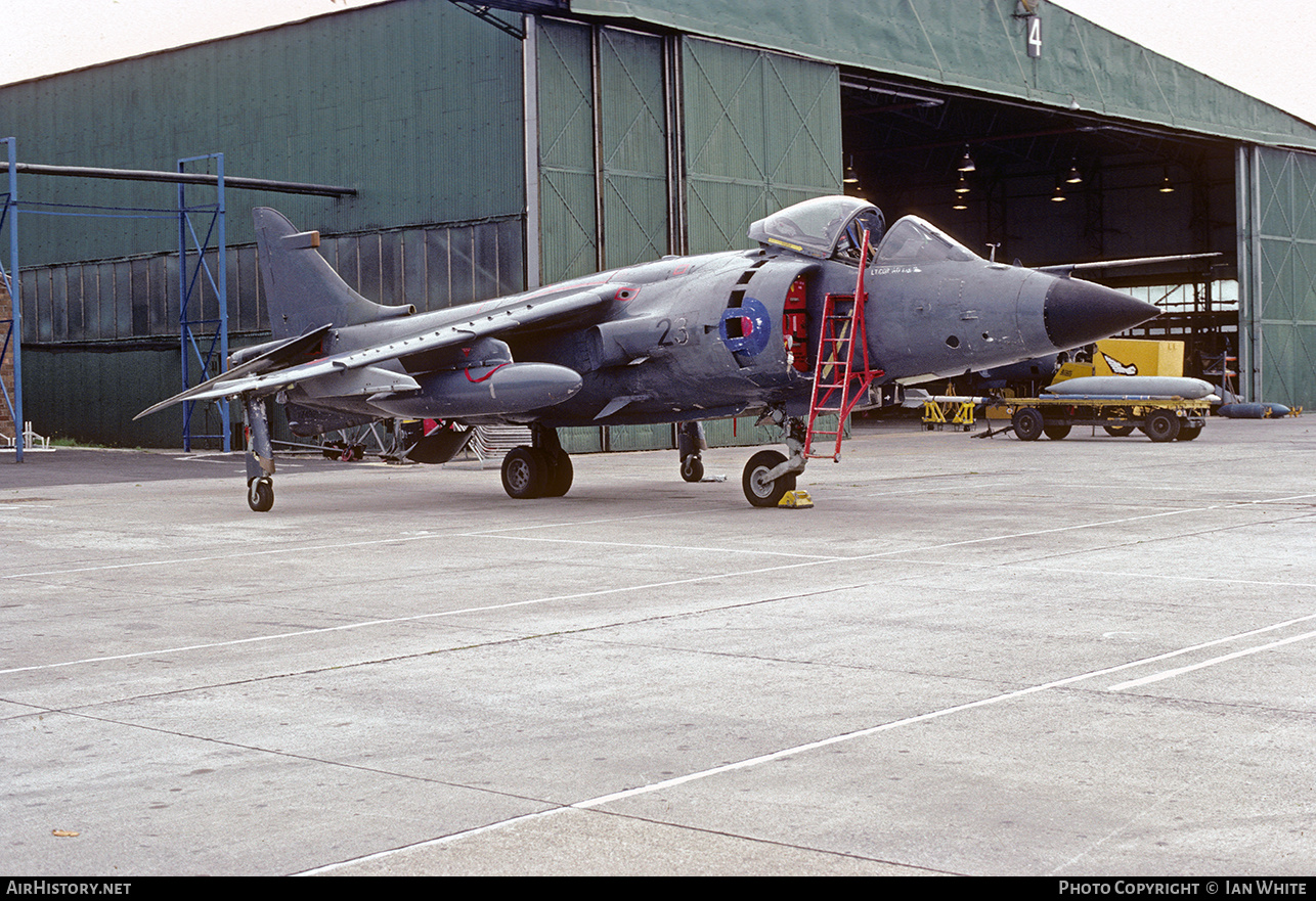 Aircraft Photo of XZ492 | British Aerospace Sea Harrier FRS1 | UK - Navy | AirHistory.net #522786