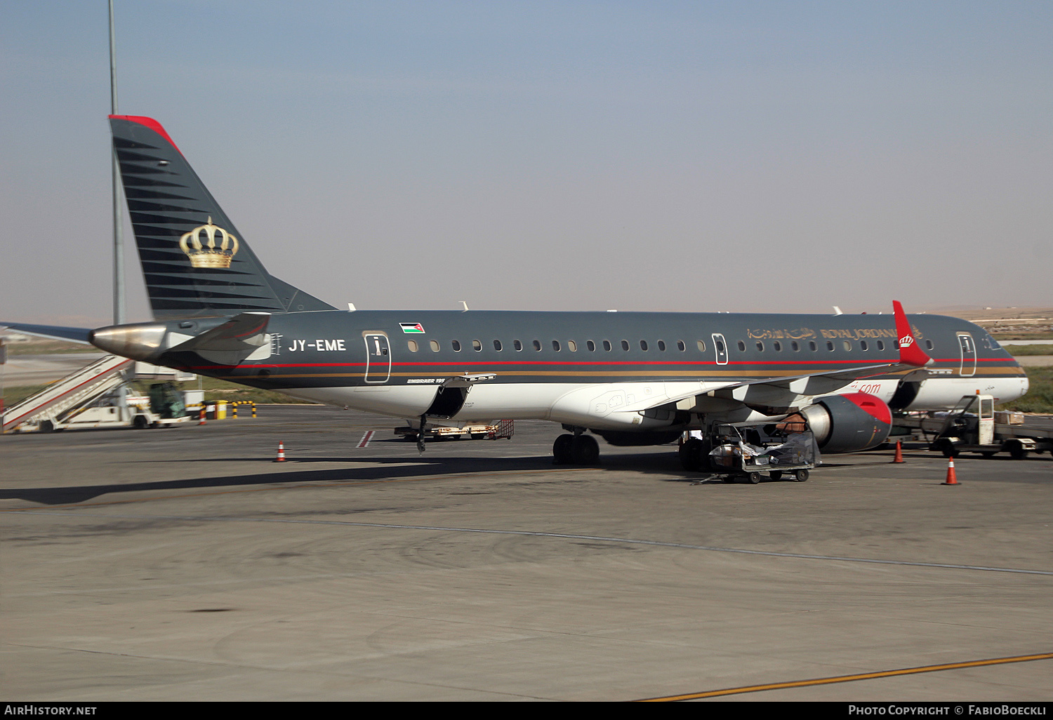 Aircraft Photo of JY-EME | Embraer 195LR (ERJ-190-200LR) | Royal Jordanian Airlines | AirHistory.net #522805