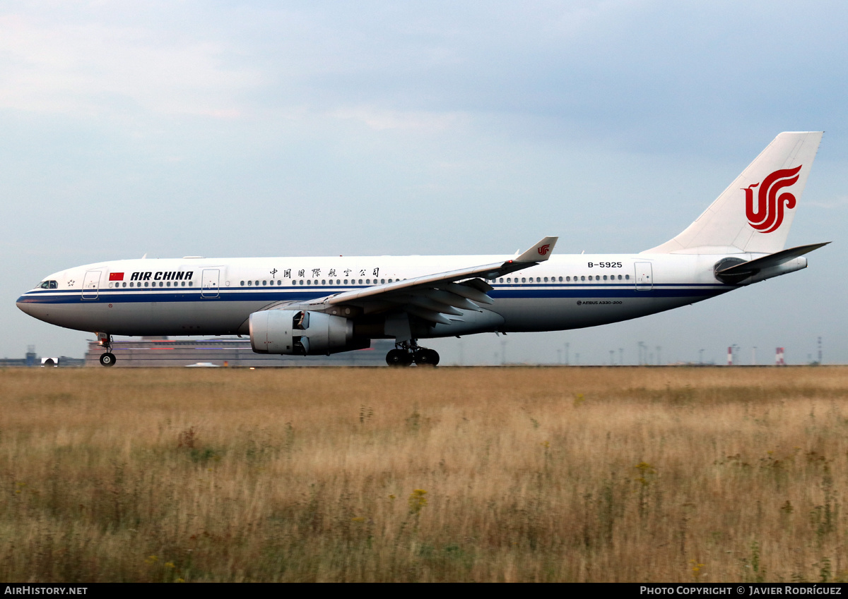 Aircraft Photo of B-5925 | Airbus A330-243 | Air China | AirHistory.net #522895