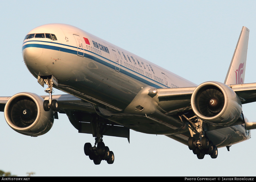 Aircraft Photo of B-2087 | Boeing 777-39L/ER | Air China | AirHistory.net #522914