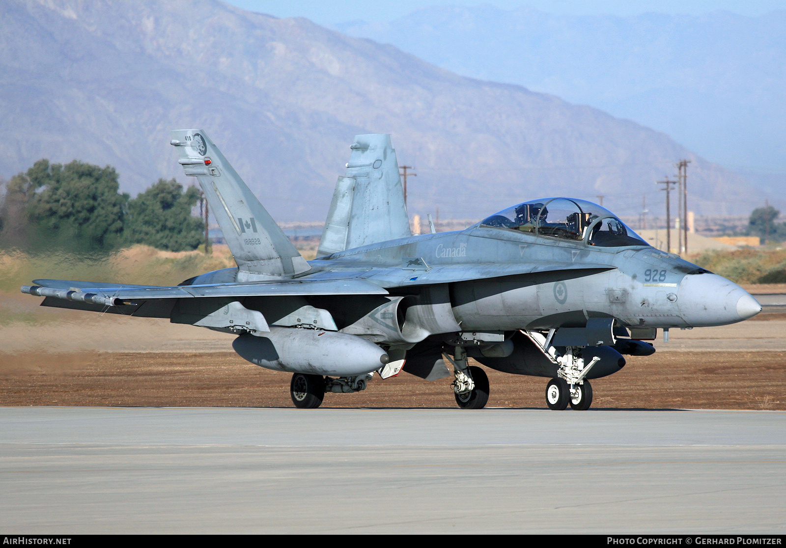 Aircraft Photo of 188928 | McDonnell Douglas CF-188B Hornet | Canada - Air Force | AirHistory.net #522919