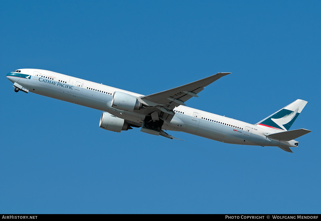 Aircraft Photo of B-KQK | Boeing 777-367/ER | Cathay Pacific Airways | AirHistory.net #522947