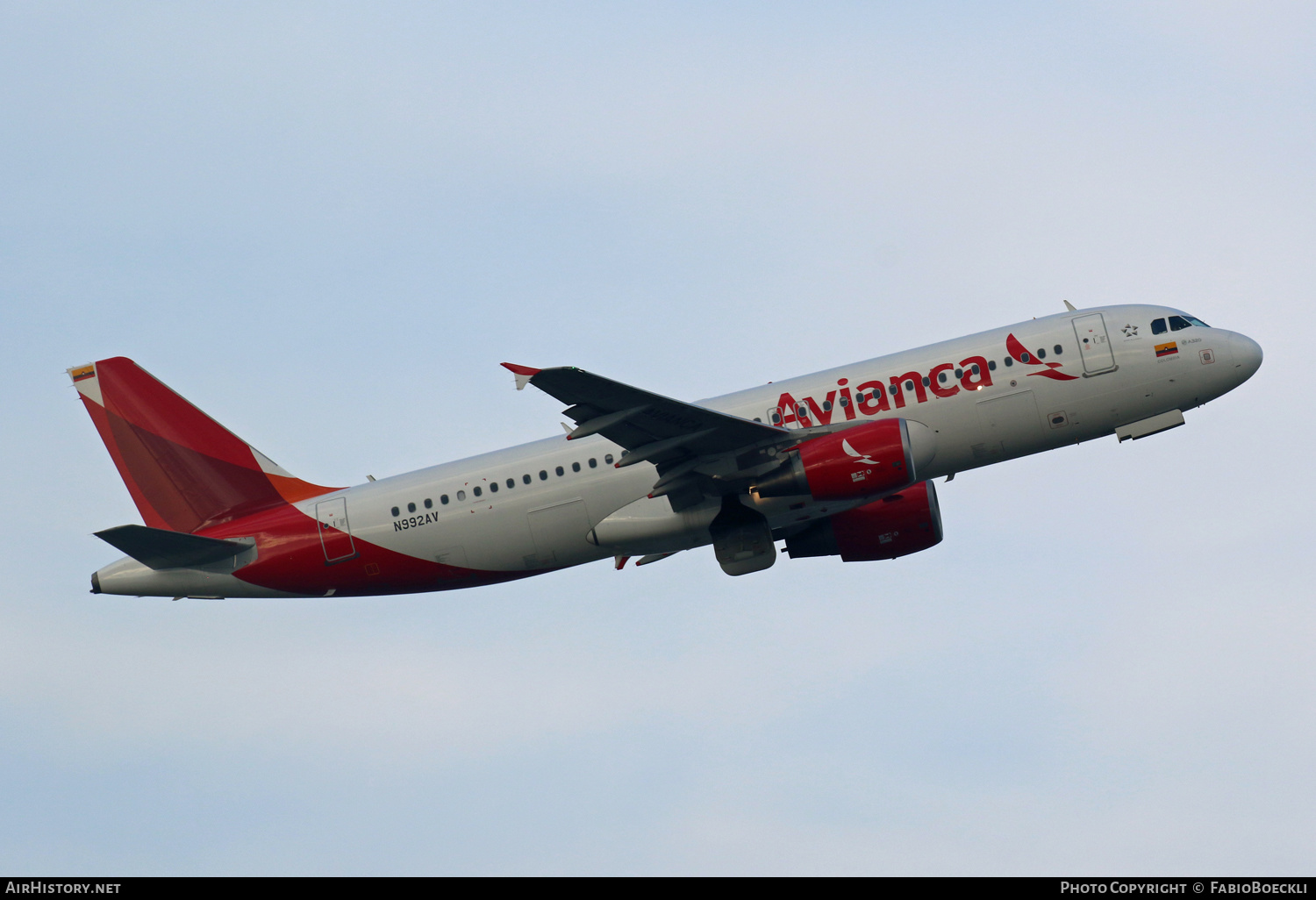 Aircraft Photo of N992AV | Airbus A320-214 | Avianca | AirHistory.net #522996