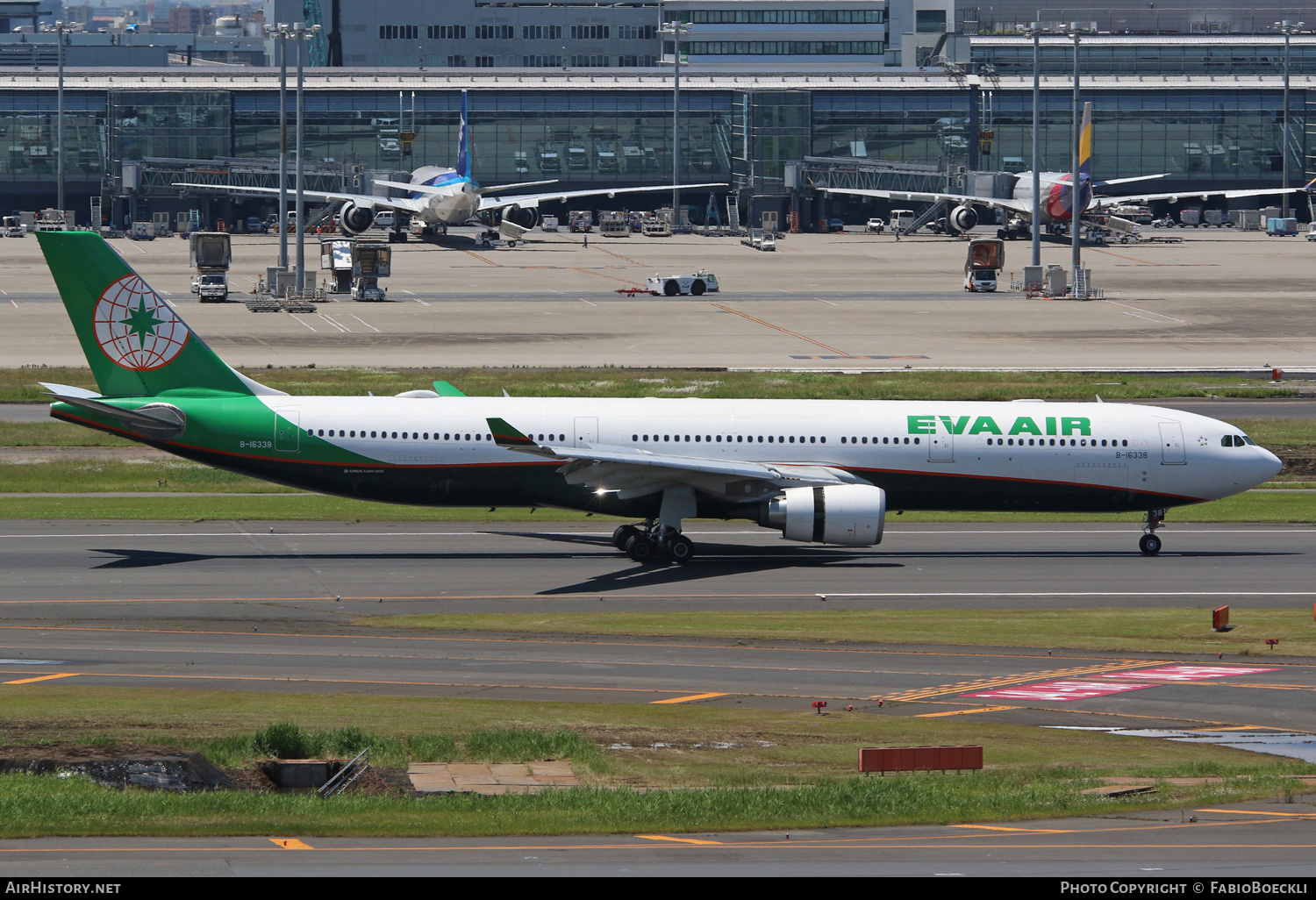 Aircraft Photo of B-16338 | Airbus A330-302 | EVA Air | AirHistory.net #523099