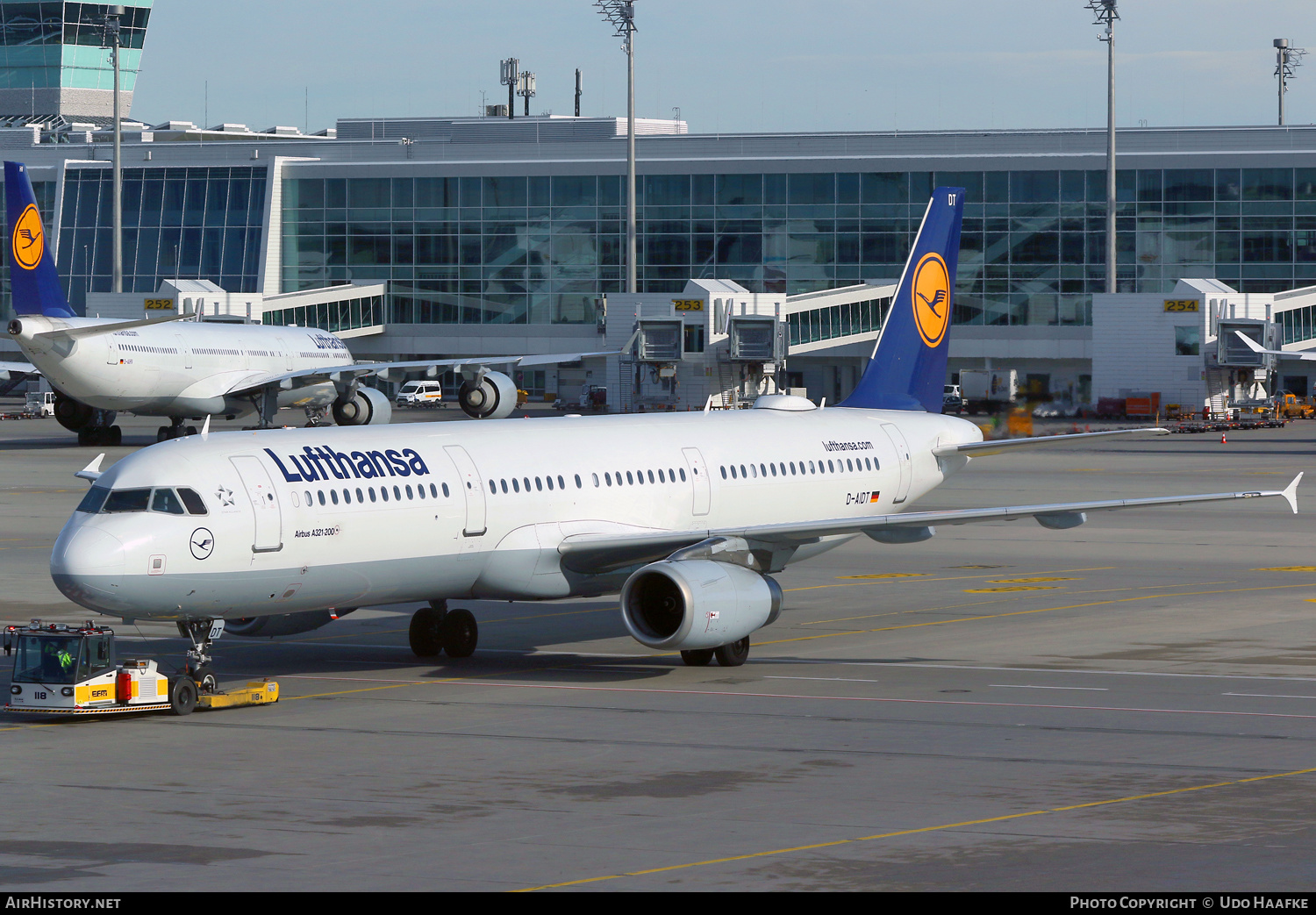 Aircraft Photo of D-AIDT | Airbus A321-231 | Lufthansa | AirHistory.net #523114