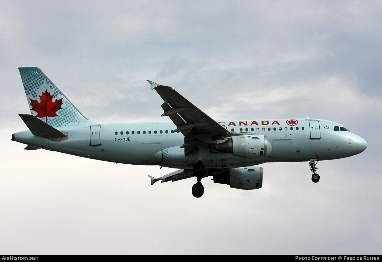 Aircraft Photo of C-FYJE | Airbus A319-114 | Air Canada | AirHistory.net #523265