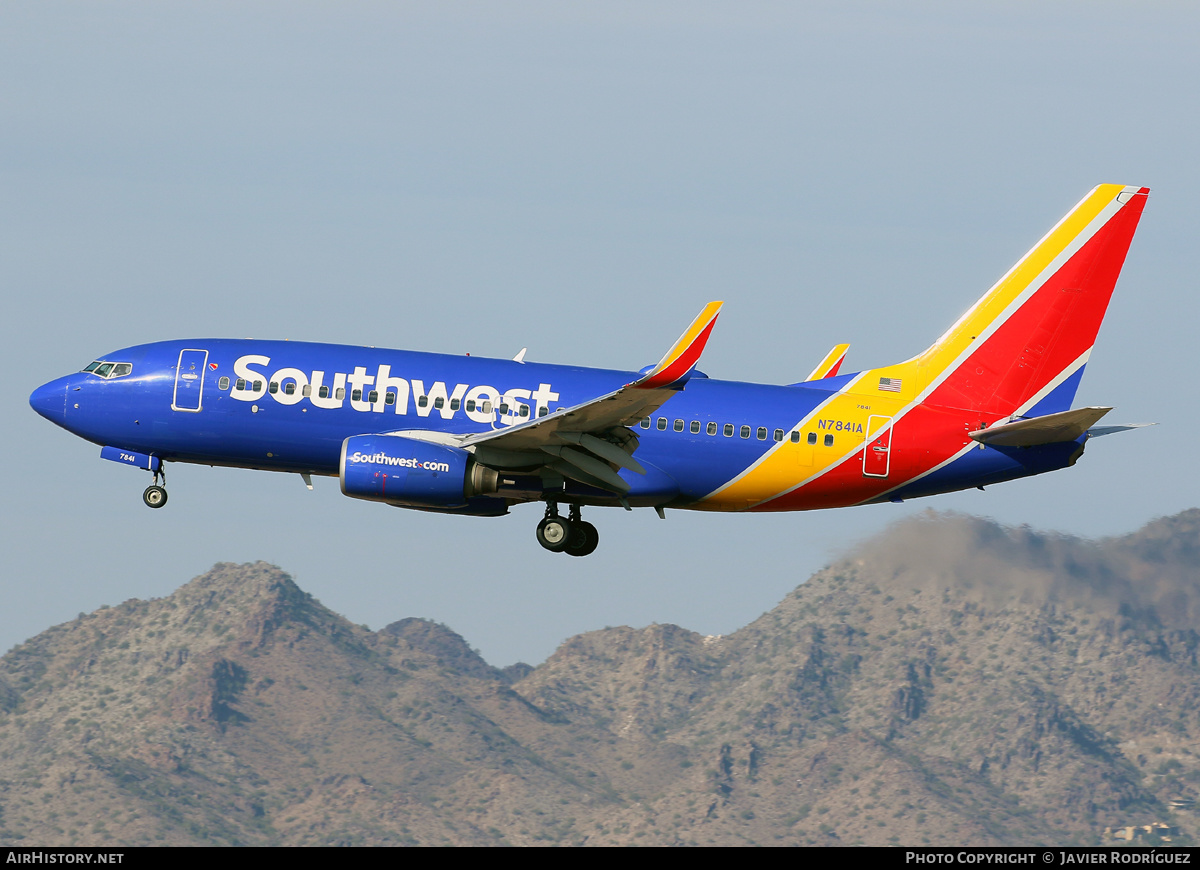 Aircraft Photo of N7841A | Boeing 737-7L9 | Southwest Airlines | AirHistory.net #523292