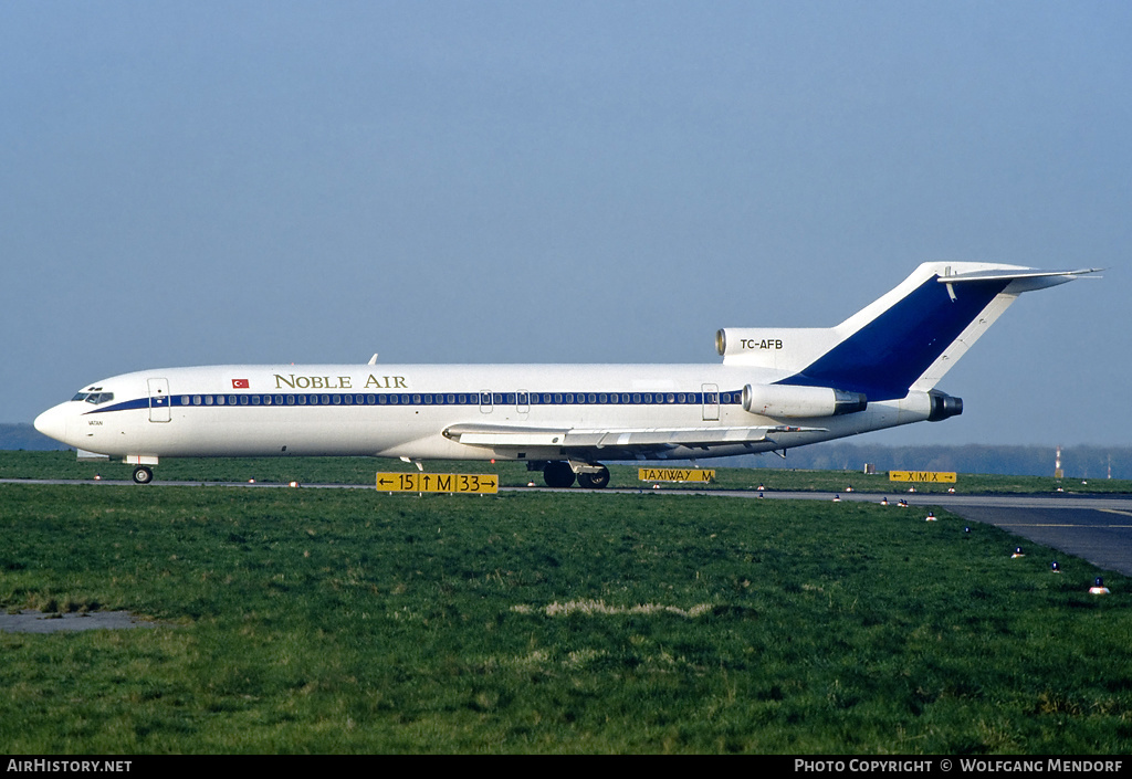 Aircraft Photo of TC-AFB | Boeing 727-228 | Noble Air | AirHistory.net #523328