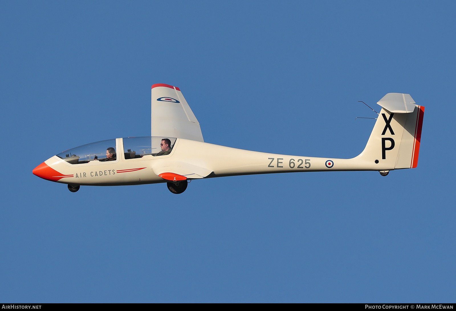 Aircraft Photo of ZE625 | Grob G-103A Viking TX1 | UK - Air Force | AirHistory.net #523363