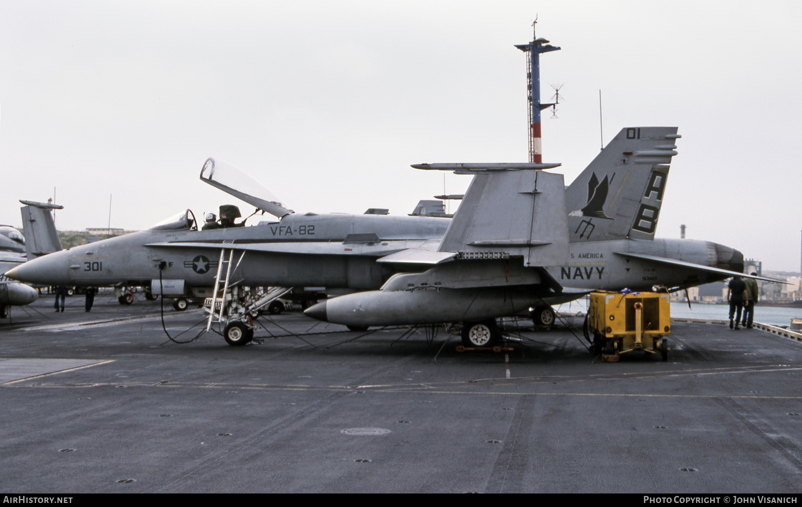 Aircraft Photo of 163465 | McDonnell Douglas F/A-18C Hornet | USA - Navy | AirHistory.net #523425
