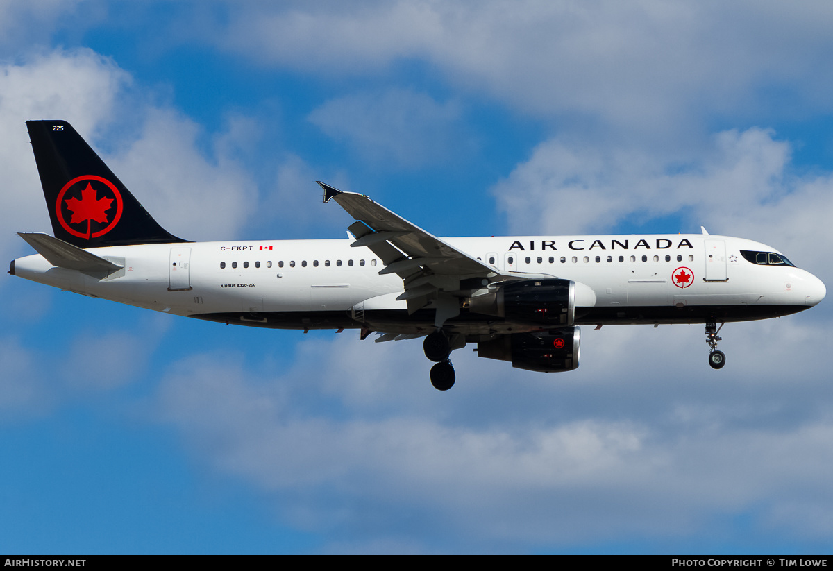 Aircraft Photo of C-FKPT | Airbus A320-211 | Air Canada | AirHistory.net #523442