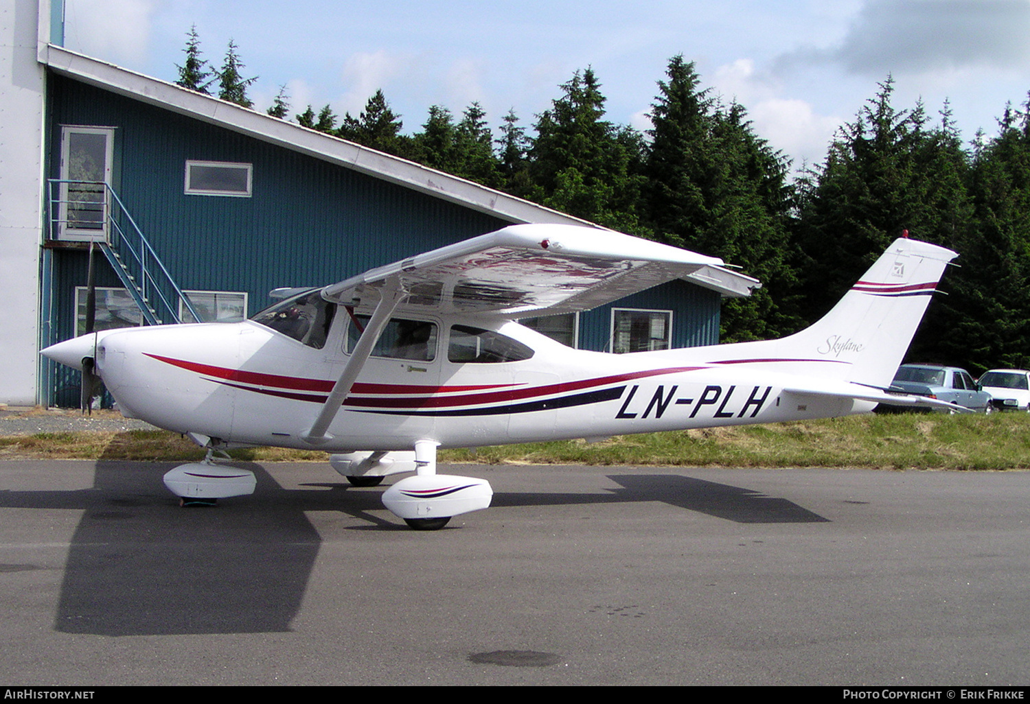 Aircraft Photo of LN-PLH | Cessna 182S Skylane | AirHistory.net #523468