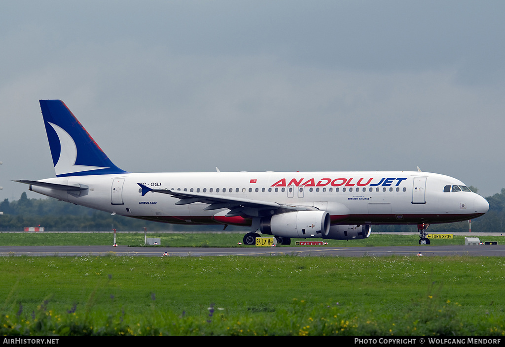 Aircraft Photo of TC-OGJ | Airbus A320-232 | AnadoluJet | AirHistory.net #523478