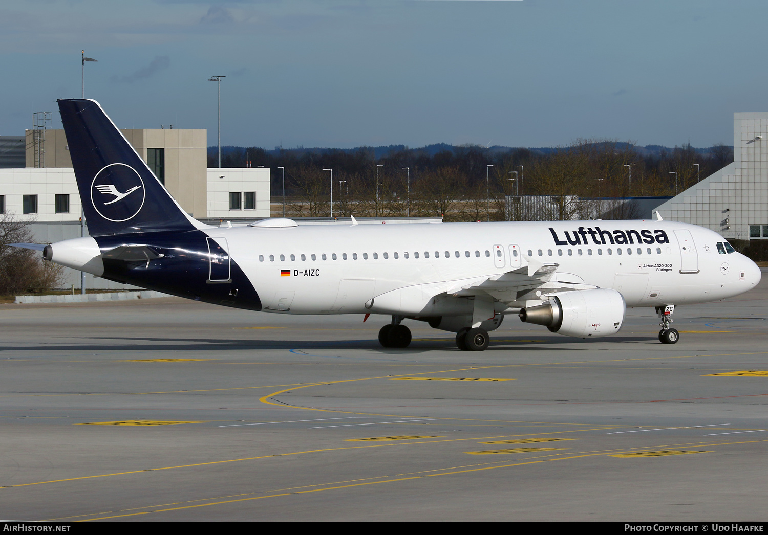 Aircraft Photo of D-AIZC | Airbus A320-214 | Lufthansa | AirHistory.net #523483