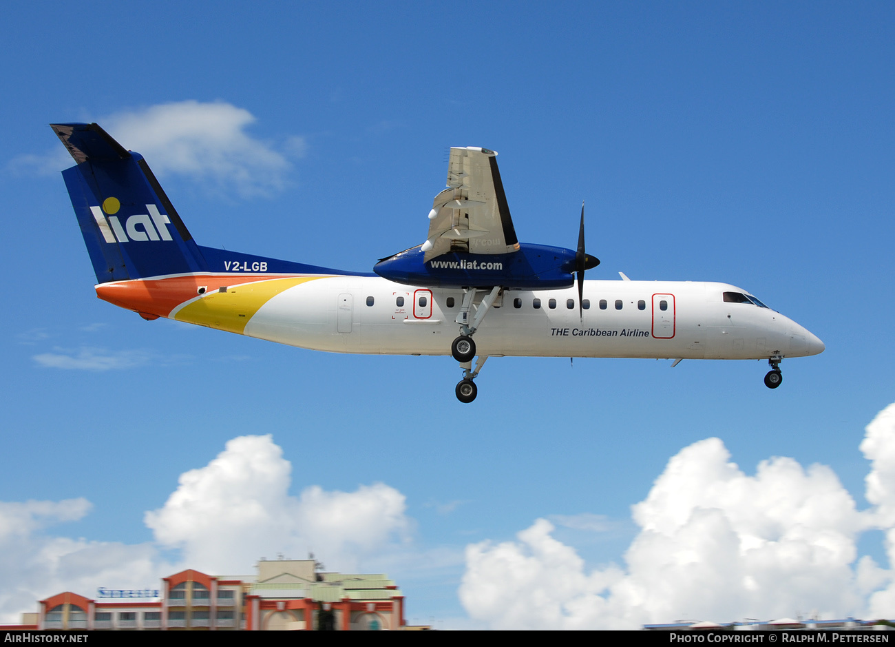 Aircraft Photo of V2-LGB | Bombardier DHC-8-311AQ Dash 8 | LIAT - Leeward Islands Air Transport | AirHistory.net #523558