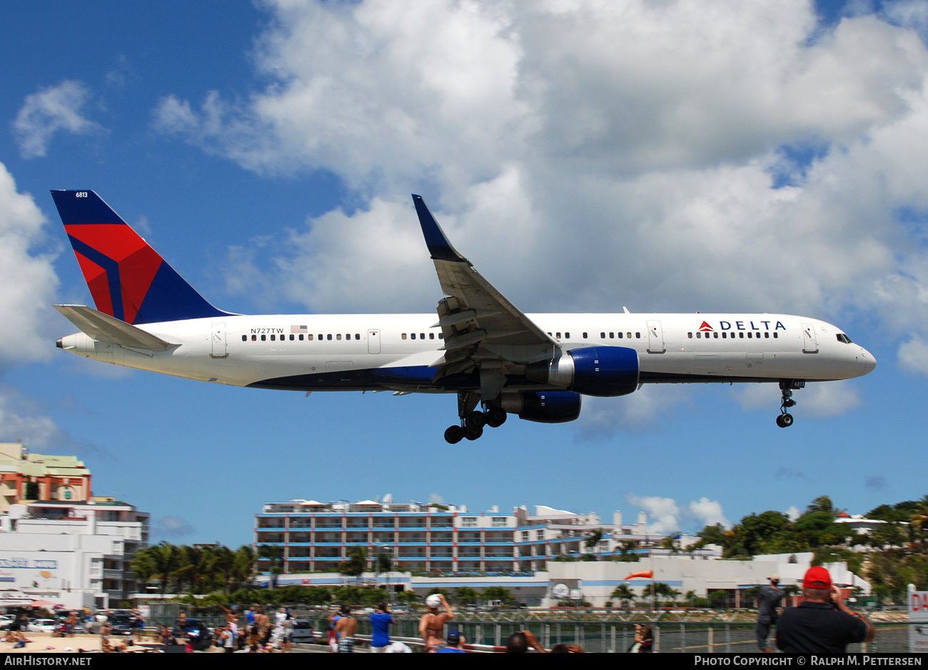 Aircraft Photo of N727TW | Boeing 757-231 | Delta Air Lines | AirHistory.net #523581