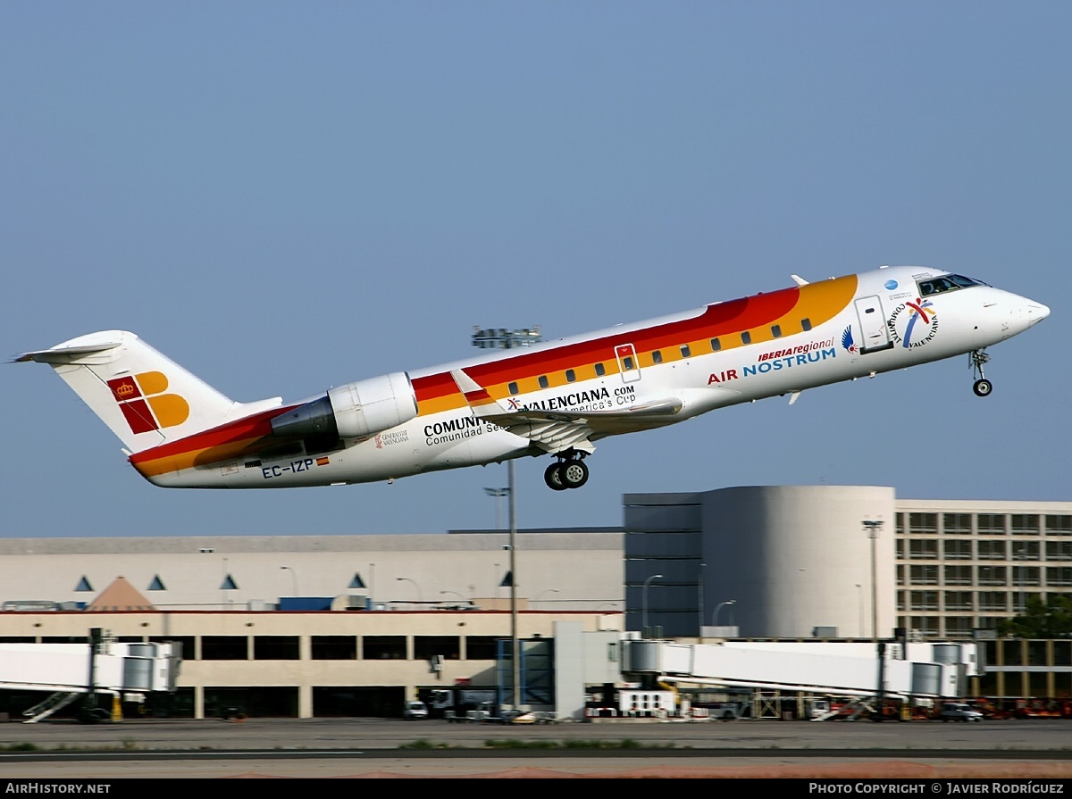 Aircraft Photo of EC-IZP | Bombardier CRJ-200ER (CL-600-2B19) | Iberia | AirHistory.net #523591